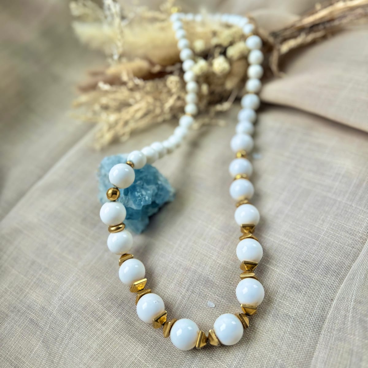 White pearl chain 🤍